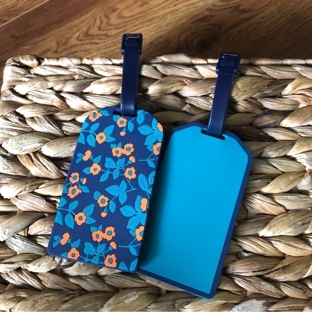 Isaac Mizrahi Teal and blue floral luggage tag set of 2